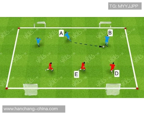 球星足球训练技巧全解析提升球员技能的必备宝典