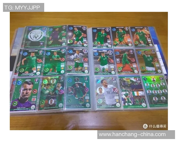 帕尼尼欧冠足球签字球星卡揭幕收藏价值飙升潜力巨大